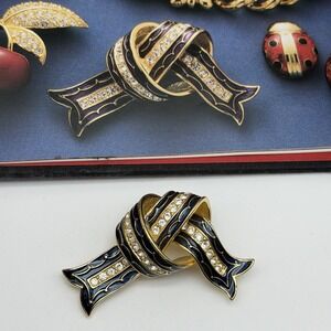 Joan Rivers Navy Blue Enamel Rhinestone Ribbon Raised Knot Brooch Book Piece